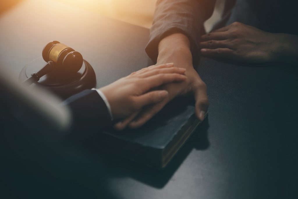 Antalya ceza avukatı ile Antalya'da en iyi ceza avukatıyla profesyonel savunma hizmetleri