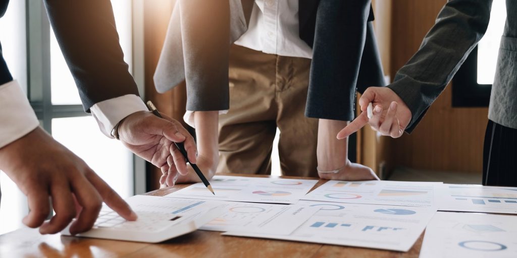 A comprehensive guide to company formation for foreigners in Antalya, highlighting legal processes and strategic advantages for foreign investors in Turkey.